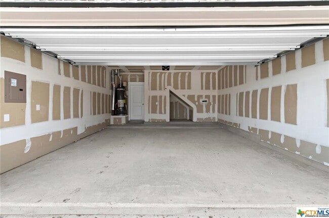 Building Photo - 17102B Carmel Cricket Dr