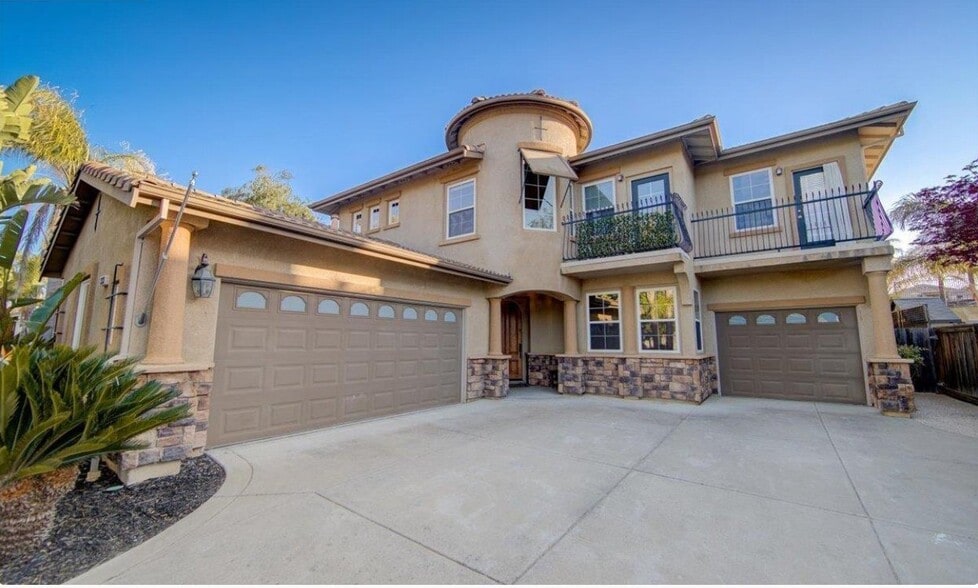 Building Photo - 333 Foothill Dr