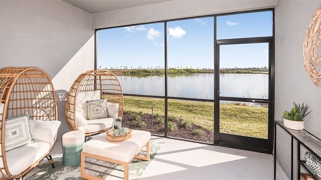 Building Photo - 11861 Venetian Lagoon Dr