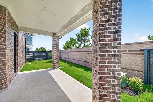 Building Photo - 21227 Teal Lovegrass Ln