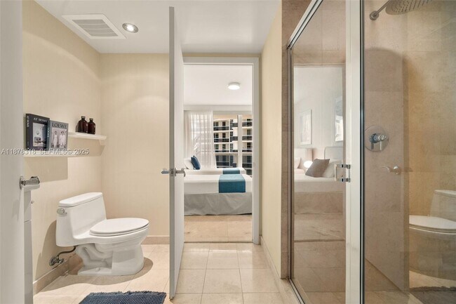 Building Photo - 1830 S Ocean Dr