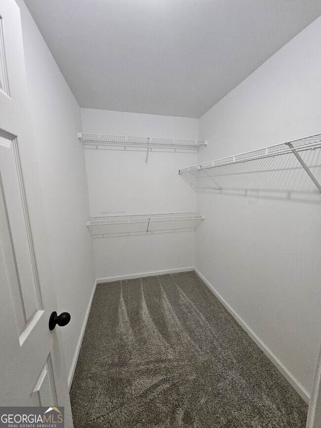 Building Photo - 844 Langley View Ct