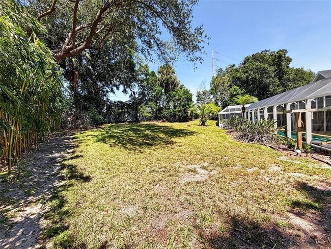 Building Photo - 33721 Spring Dr