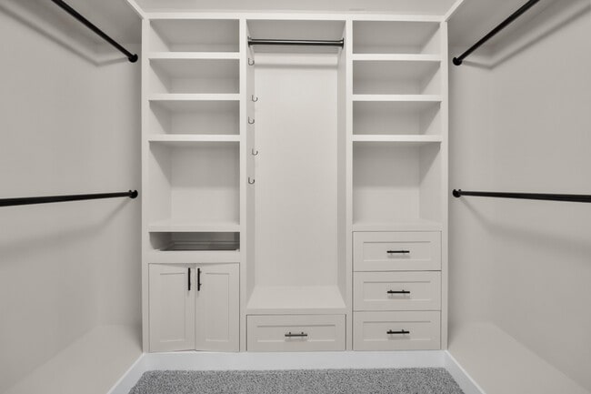 Building Photo - 1061 Fuji Ln