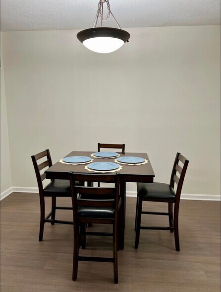 Building Photo - 8227 Lobster Bay Ct