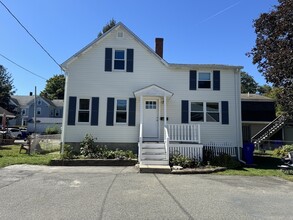 Building Photo - 117R Winthrop St