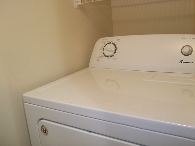 Building Photo - 767 SE 1st Way