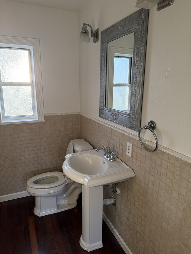 Building Photo - 3009 Oberlin Ave