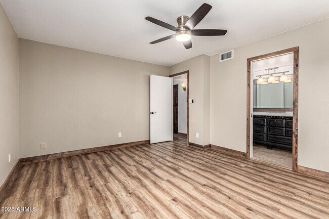 Building Photo - 8307 E Buena Terra Way