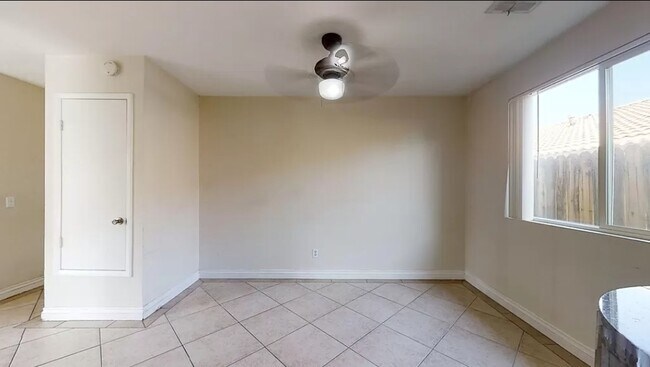 Building Photo - 51740 Avenida Carranza