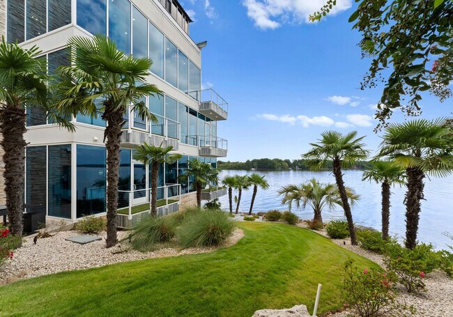Building Photo - 8776 Harbor Cir