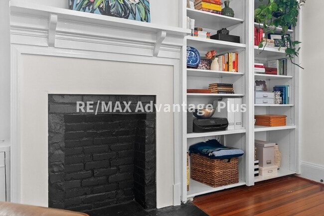 Building Photo - Spacious home located in The Avenues