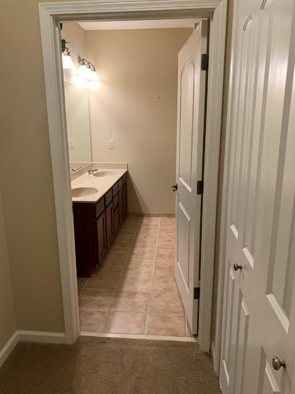 Building Photo - 721 Litty Ct