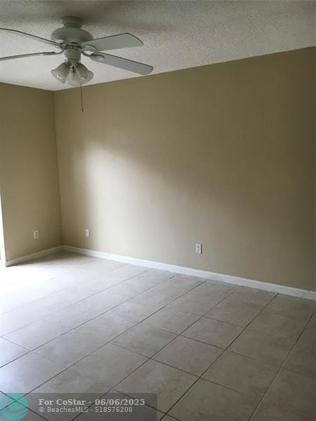 Building Photo - 9616 Oakburst Ln