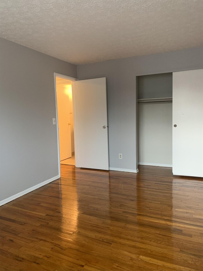 Building Photo - 3807 Ferdinand Pl