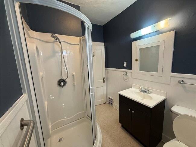 Building Photo - 803 7th St S