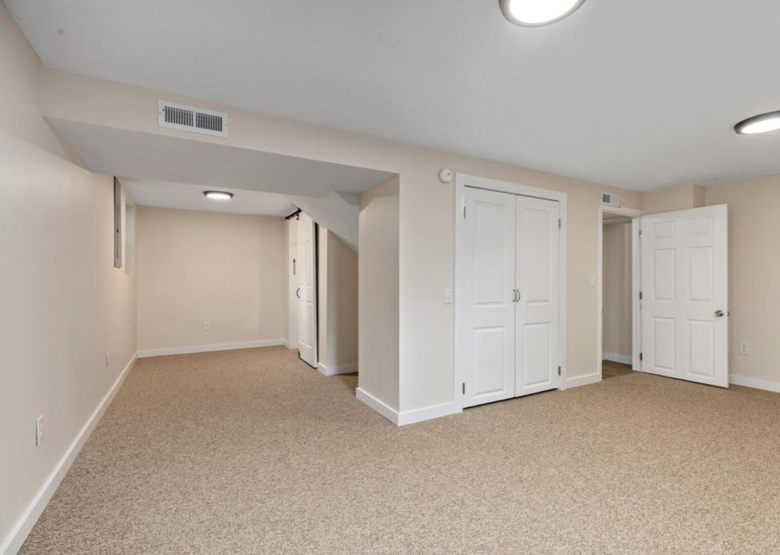 Building Photo - 226 Fraser Ln