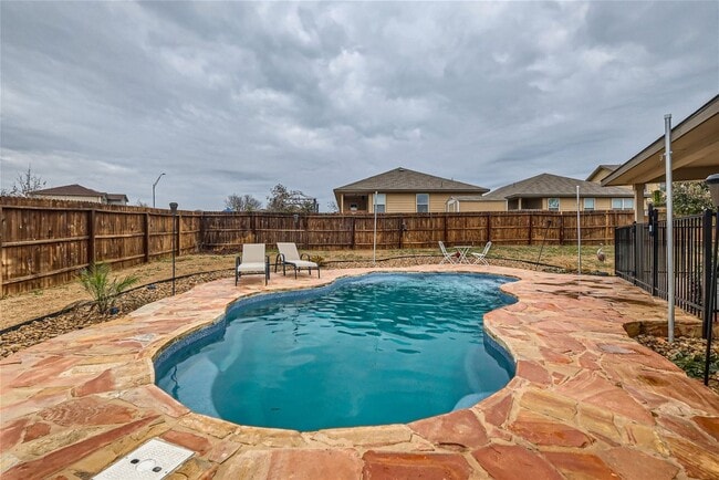 Building Photo - Rent includes pool maintenance!  4 Miles f...