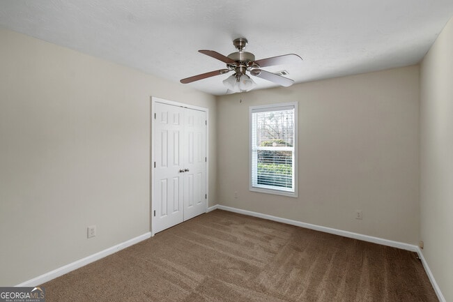 Building Photo - 75 Dove Landing