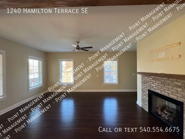 Building Photo - 1240 Hamilton Terrace SE