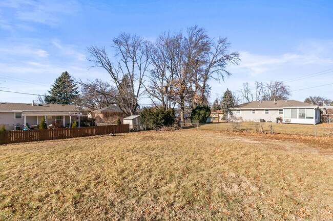 Building Photo - Beautifully Renovated 4-Bedroom Home