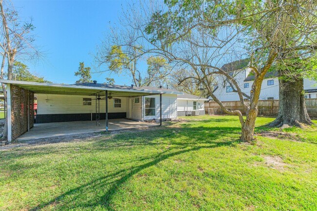 Building Photo - 9419 Campbell Rd