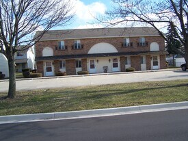 Building Photo - 106 Eckhart Ave