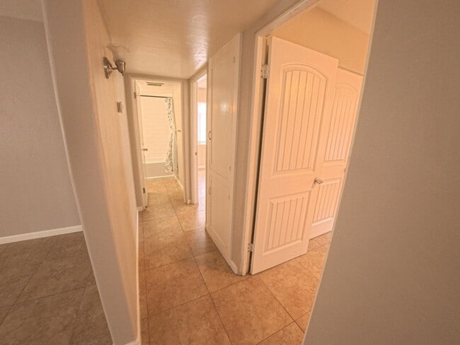 Building Photo - 449 E University Dr