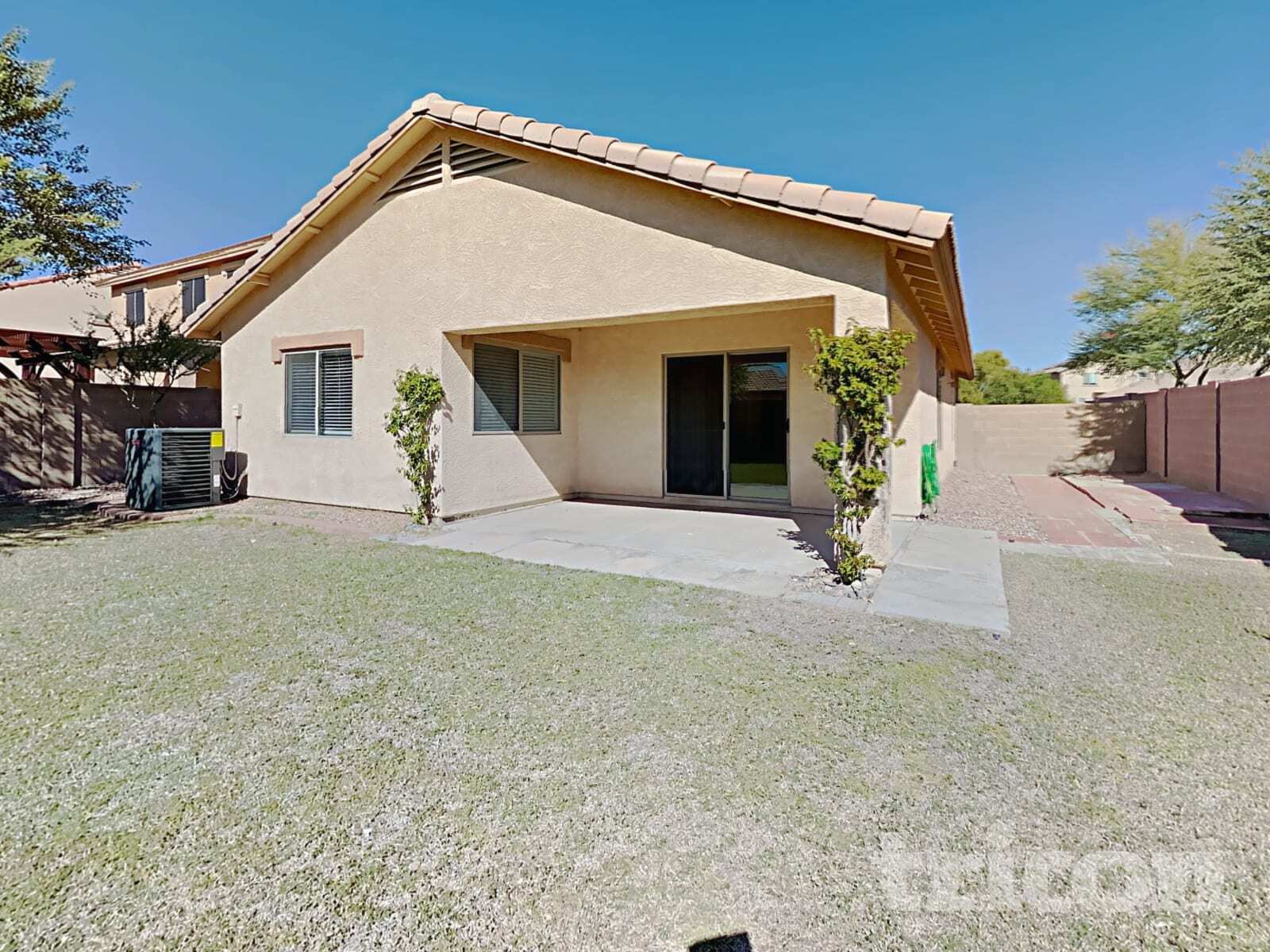 Building Photo - 21659 W Durango St