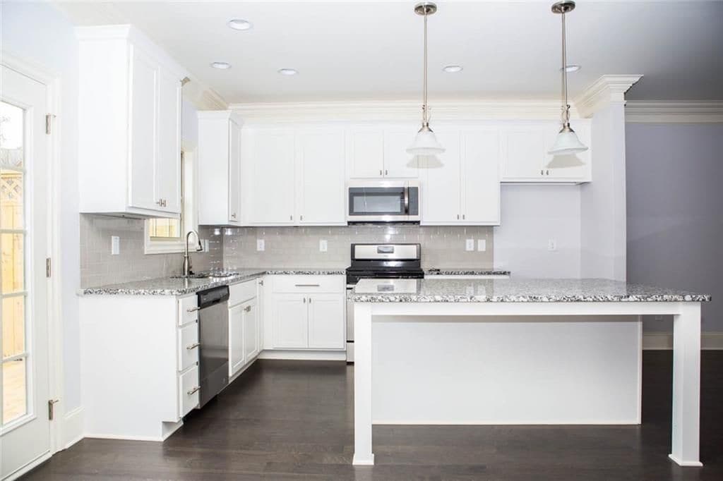 Building Photo - 1098 Willow Field Dr