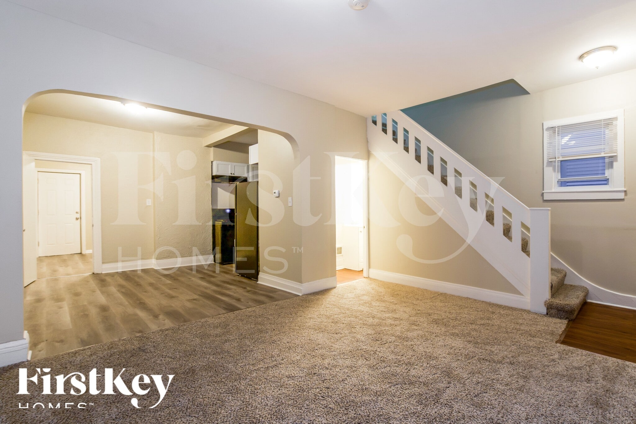 Building Photo - 709 Porter St