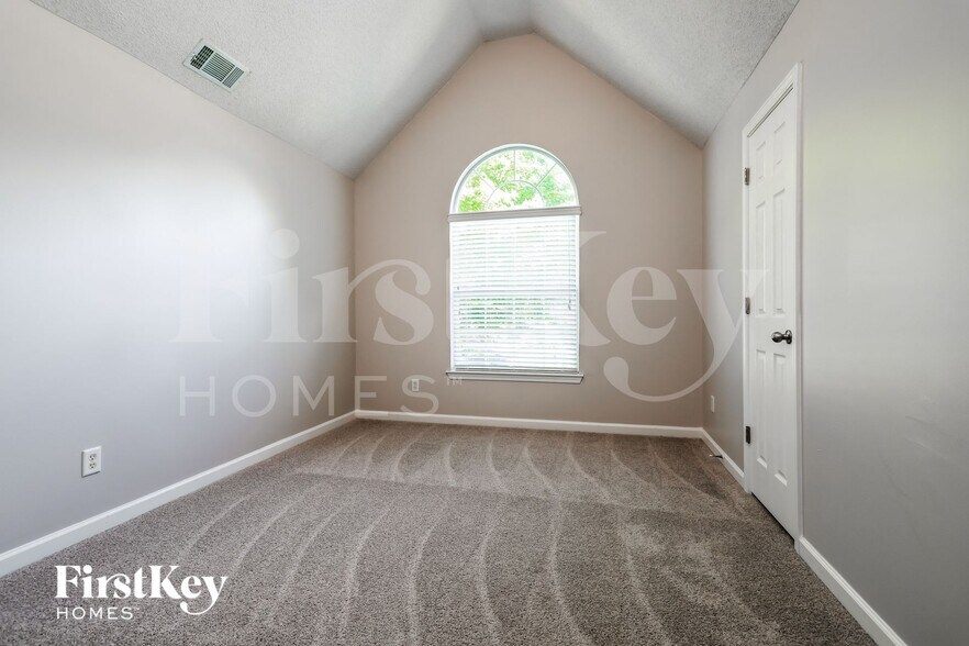 Building Photo - 7510 Spoleto Loop