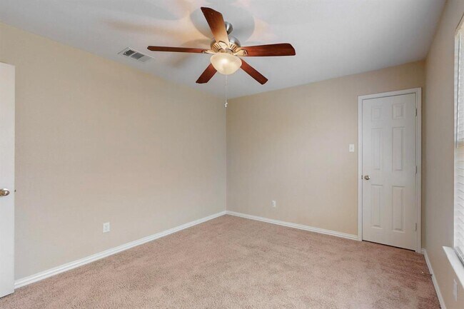 Building Photo - 1212 Talley Loop