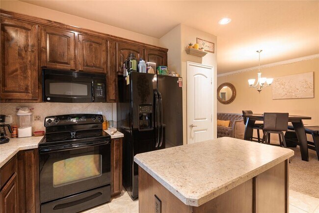 Building Photo - 2133 Colby Ln