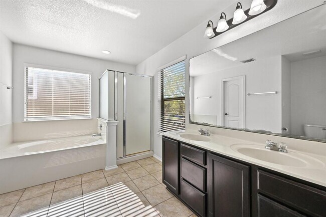 Building Photo - 9016 Stambourne St