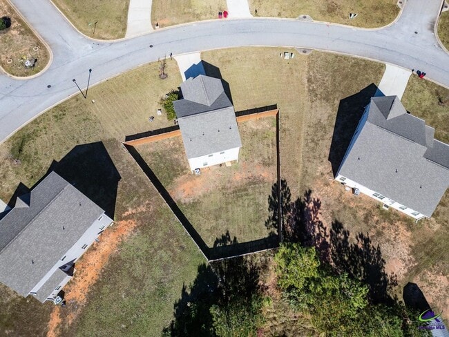 Building Photo - 3294 Bridgewood Dr