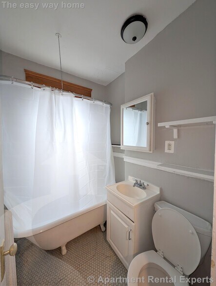 Building Photo - 99 Hancock St