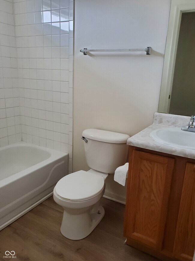 Building Photo - 4950 Potomac Square Way