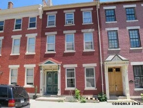 Building Photo - 1124 Locust St