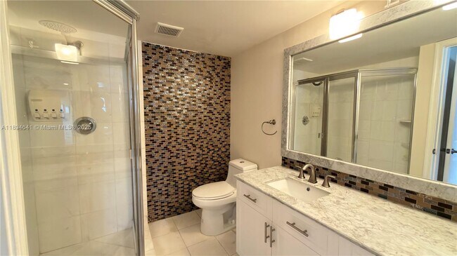 Building Photo - 3530 Mystic Pointe Dr