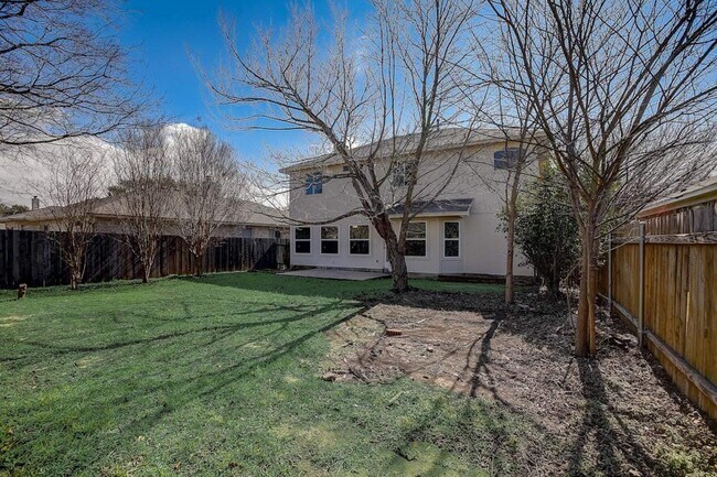 Building Photo - 1238 Acanthus St