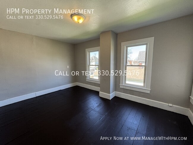 Building Photo - 713 Garfield Ave SW