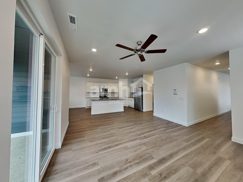 Building Photo - 963 Grafton Ridge Dr