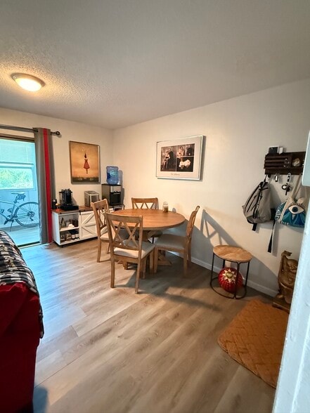 Dining Room - 40 Sheoah Blvd