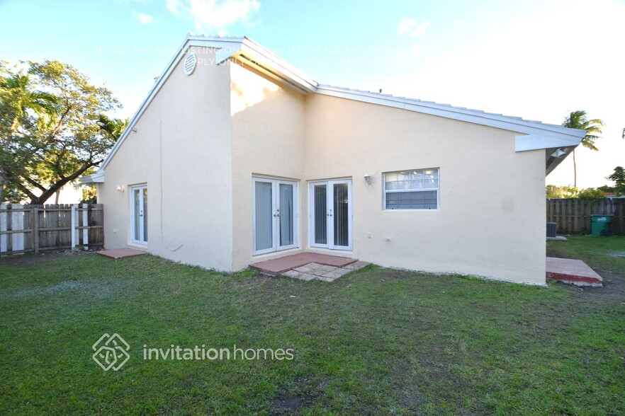 Building Photo - 11242 SW 64th Ln
