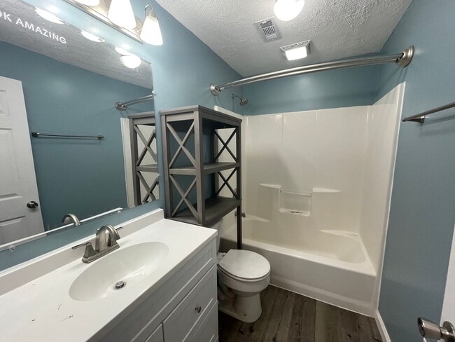 Building Photo - COMING SOON! Gorgeous Walkout Basement Home with a Pool, Ozark