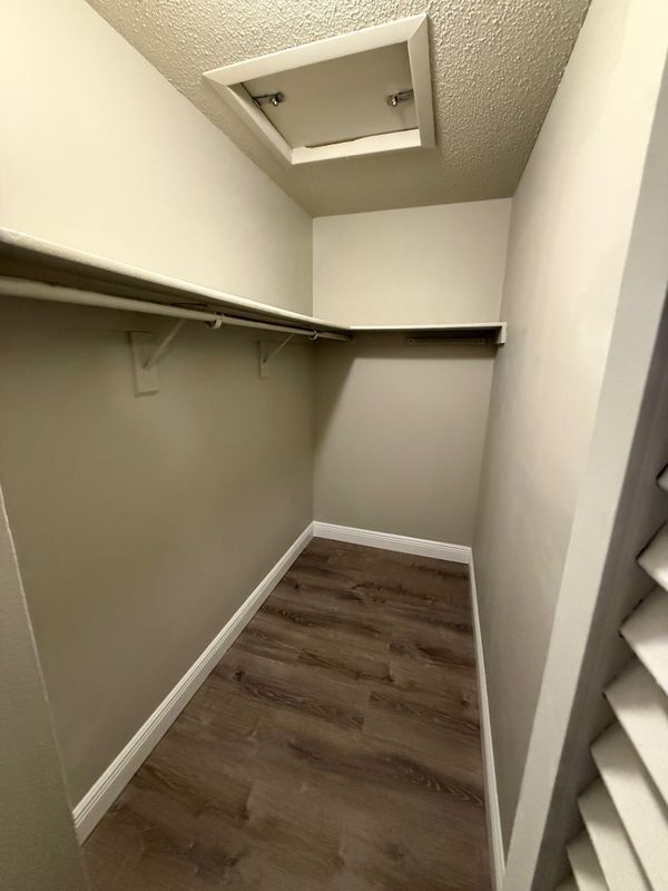 Building Photo - 1431 Croftwood Dr