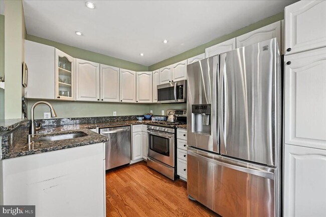 Building Photo - 4663 Kirkland Pl