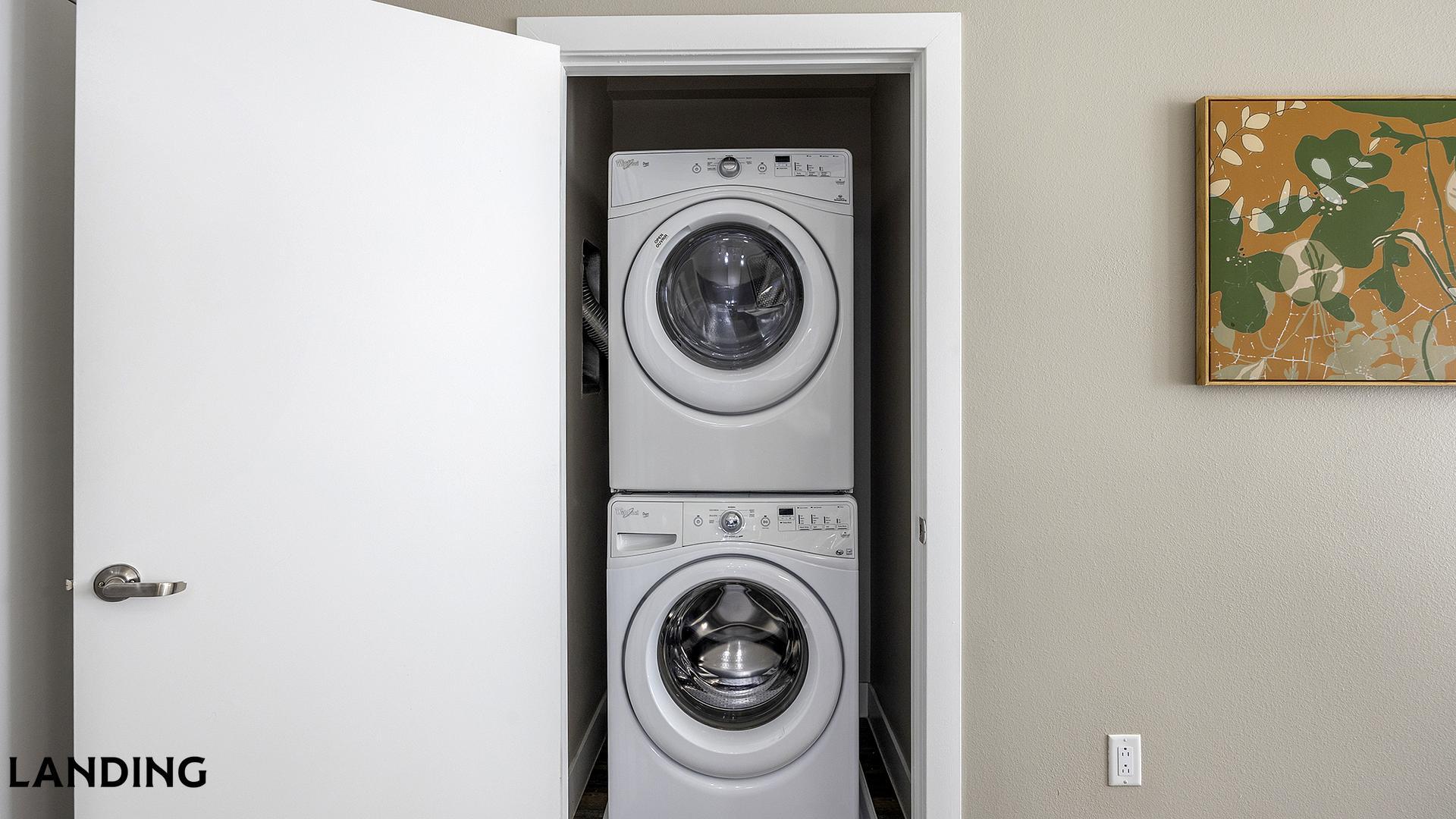 Building Photo - 1000 S Broadway