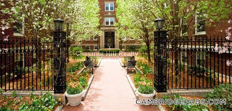 Building Photo - 18 Chauncy St